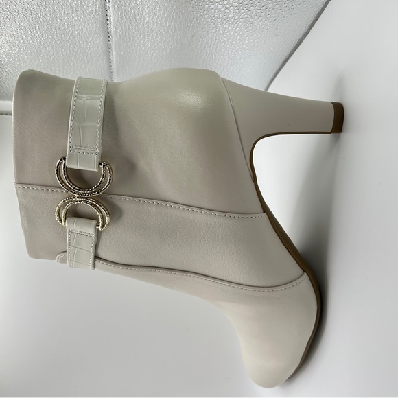 Life Stride Guild 2 Ankle Boots Women's Size 10W in Cream - Picture 4 of 11